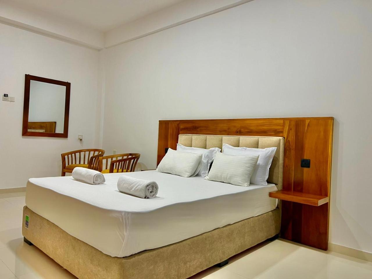 Easy Stay Канди Экстерьер фото
